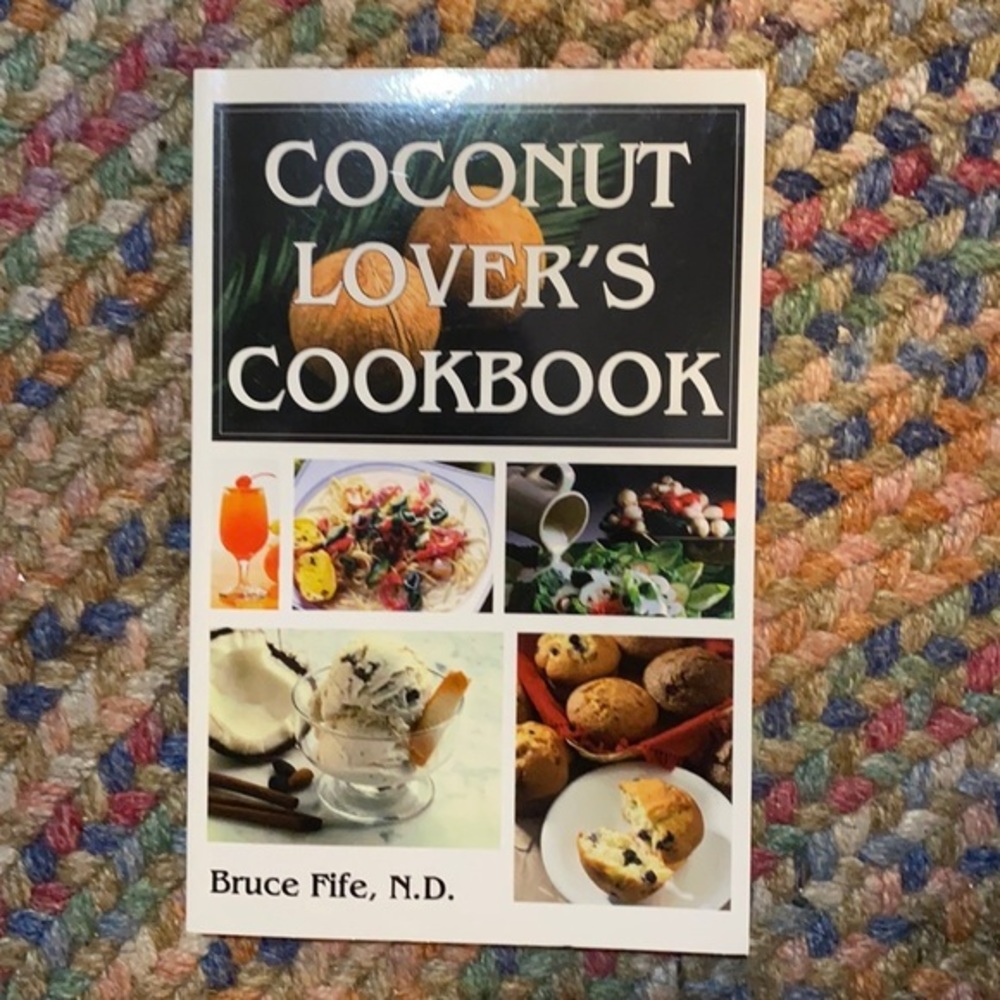 Coconut Lover's Cookbook: 4th‎ Edition